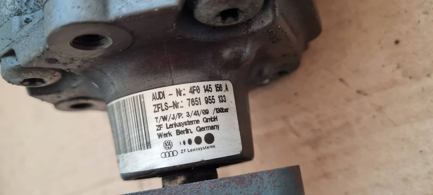 A6 C6 LIFT servo pump wheel 3.0 TDI 4F0145156A