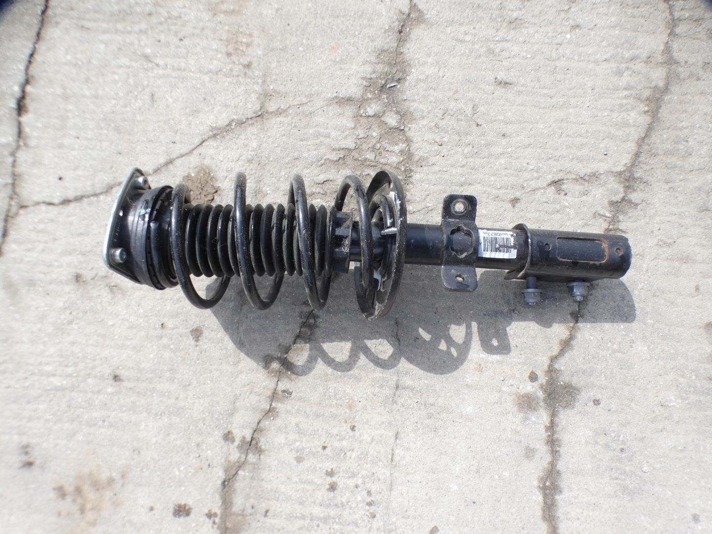 McPherson shock absorber spring left right front DS7 CROSSBACK 17- r.