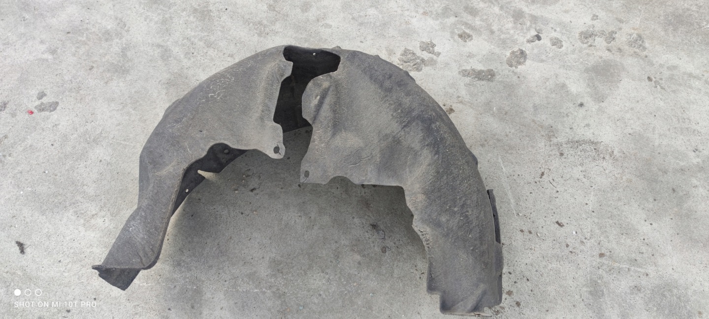mudguard left rear part AUDI A6 C7 4G0810171A