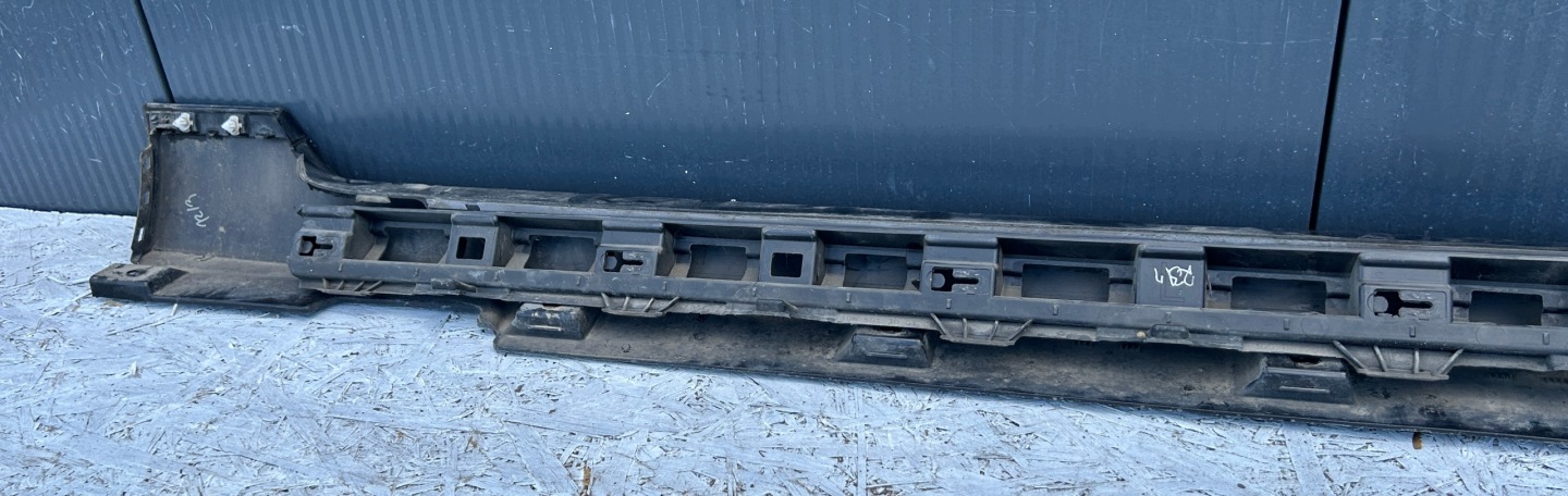 moulding threshold left VW PASSAT B8 KOMBI 14- 3G0853857 LC9X