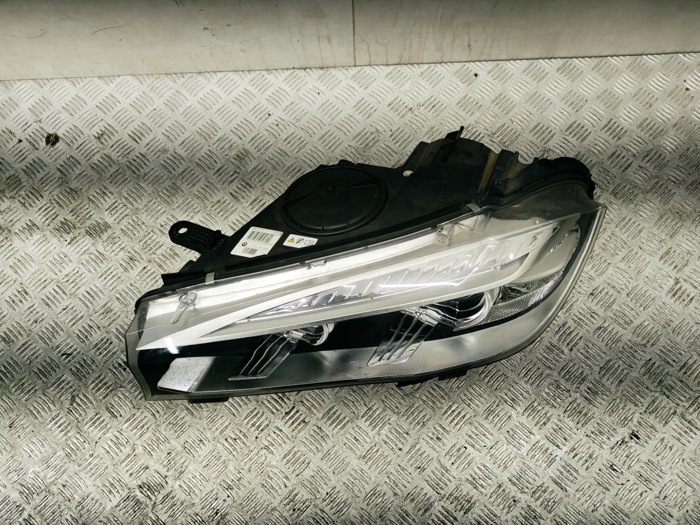 BMW X5 F15 light left front front XENON 7317101 EU