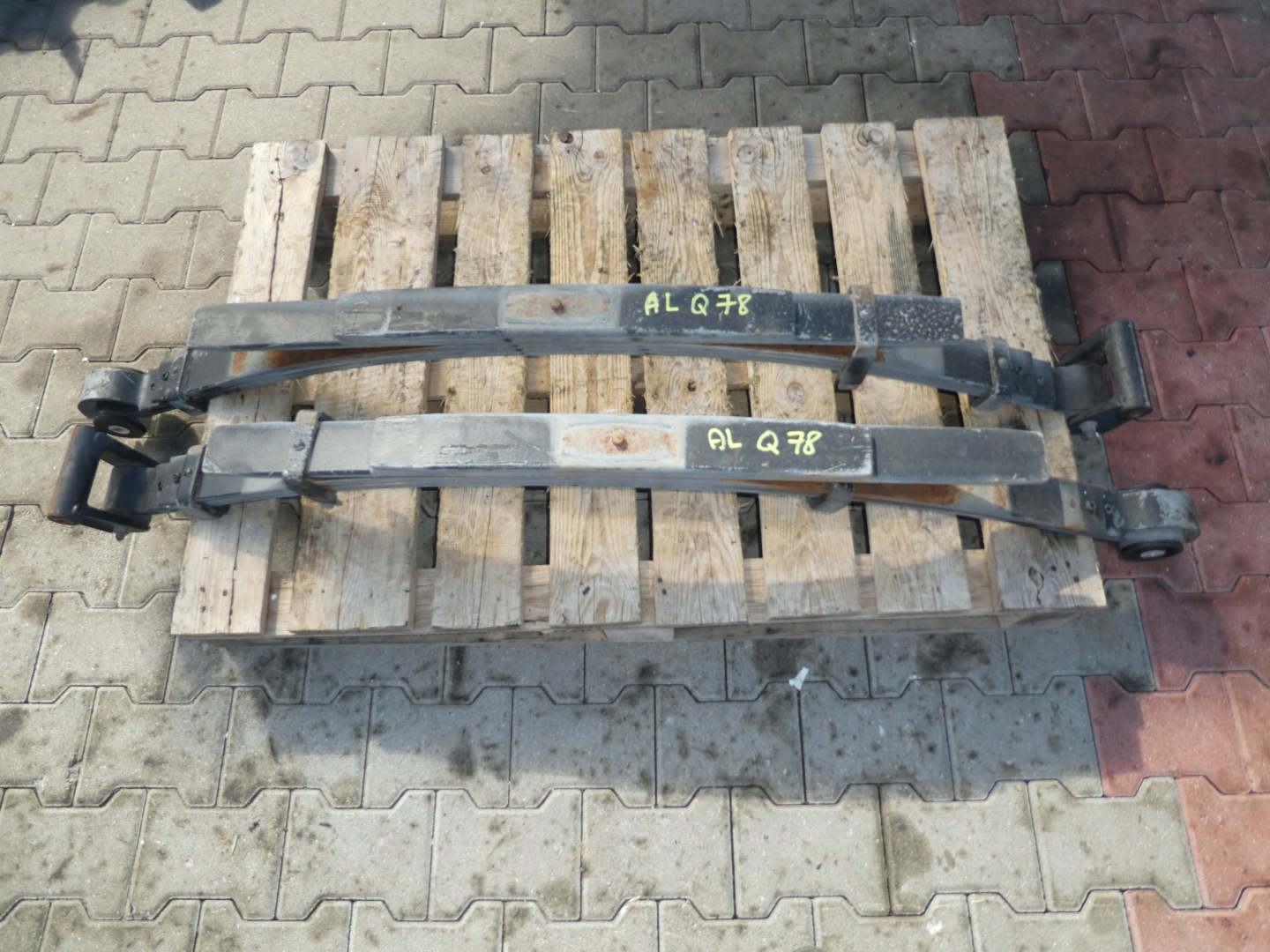 VW AMAROK 2H RESOR RESORY 2H0511151BG