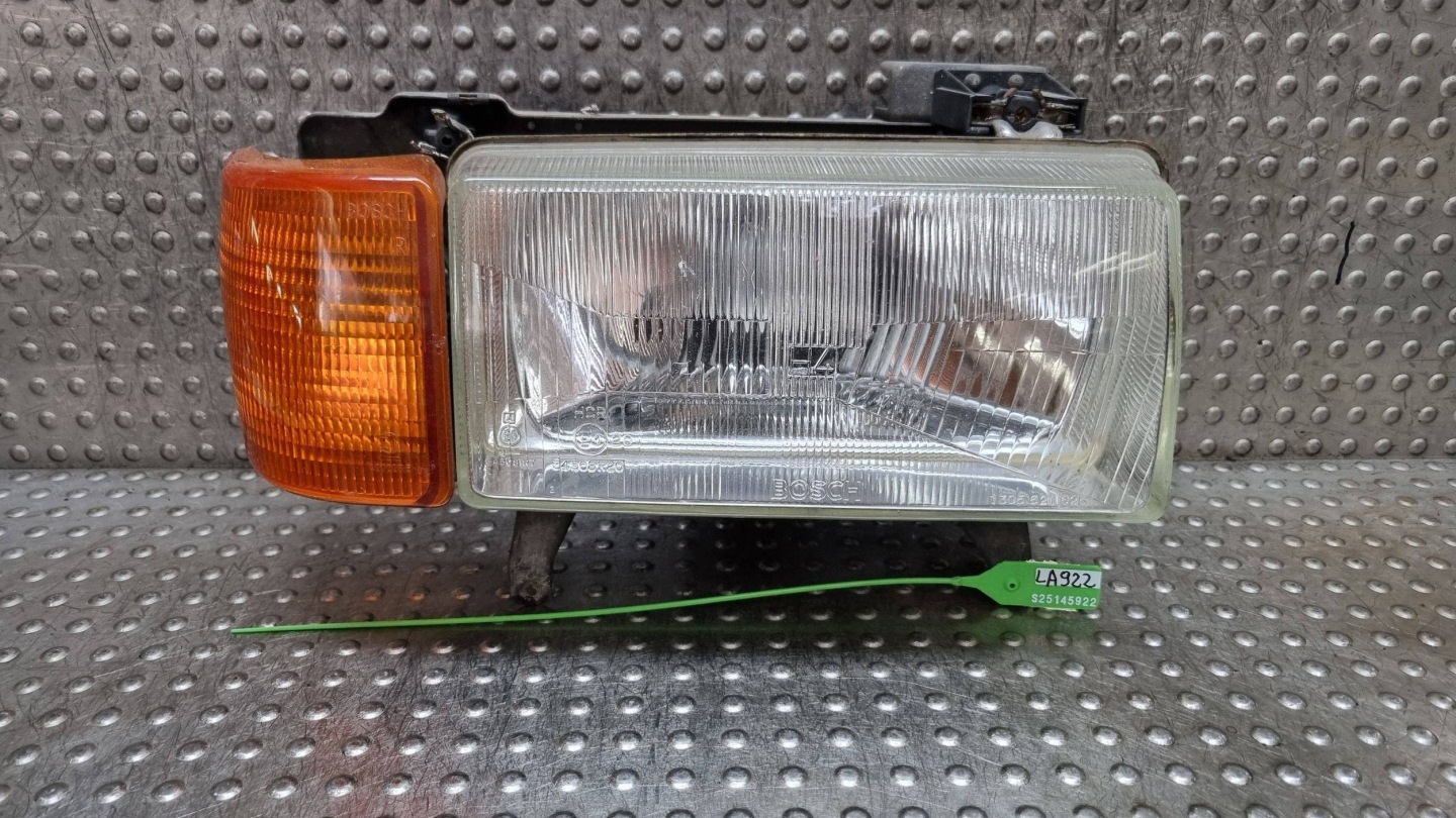 Licht rechts vorne AUDI 80 B2 78