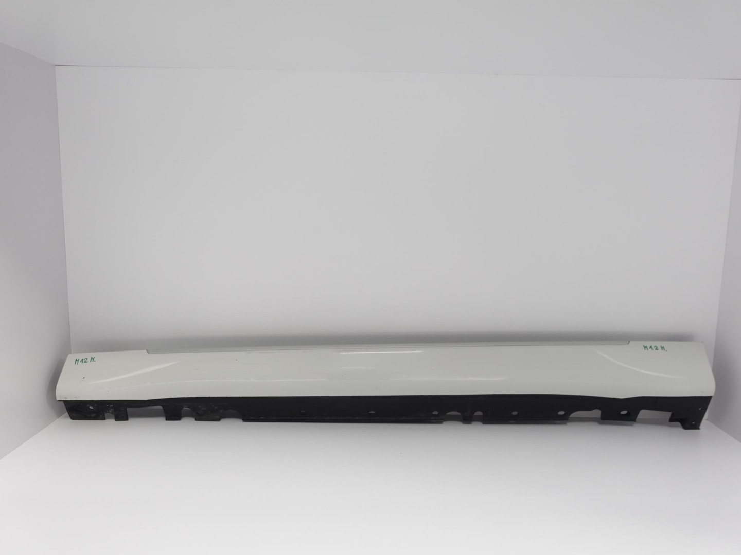 BMW X6 E71 E72 threshold left moulding STOPIEN cap