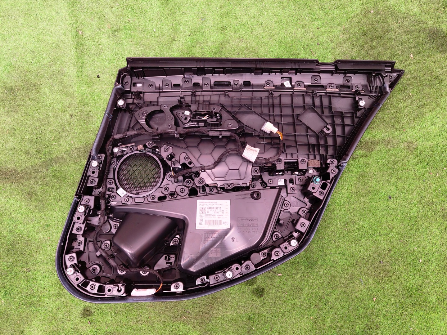 BMW 3 G20 side upholstery door left rear part blue NIC leather