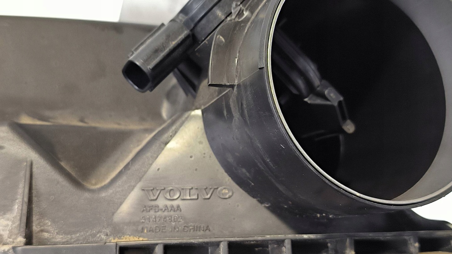 cover of a filter, VOLVO S90