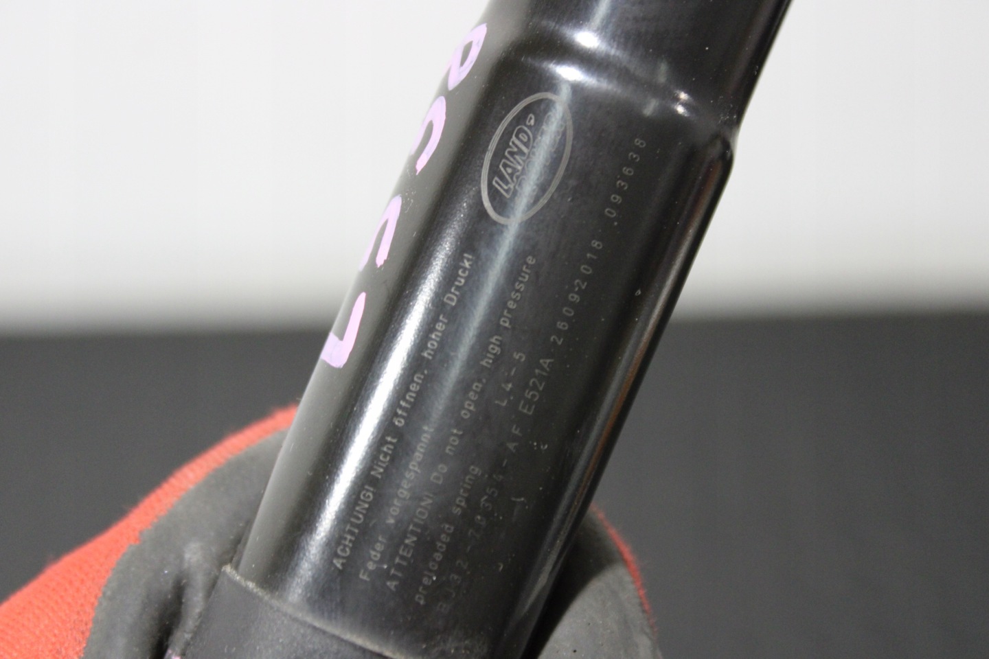 damper telescope electrical bonnet LAND ROVER EVOQUE LIFT L538