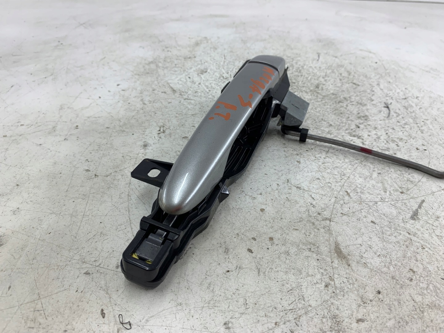 MAZDA 3 II BL handle exterior right rear part SREBRNA