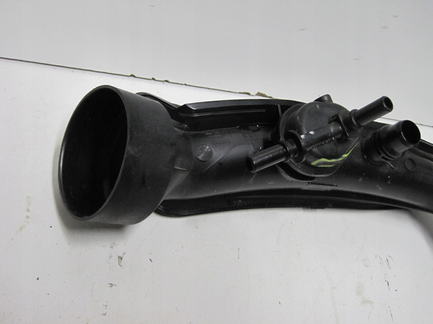 pipe dolotowa Opel Corsa E JEEP AVENGER 9851983780