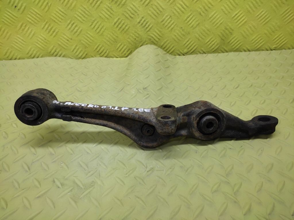 HONDA ACCORD VI 1.8 arm left front
