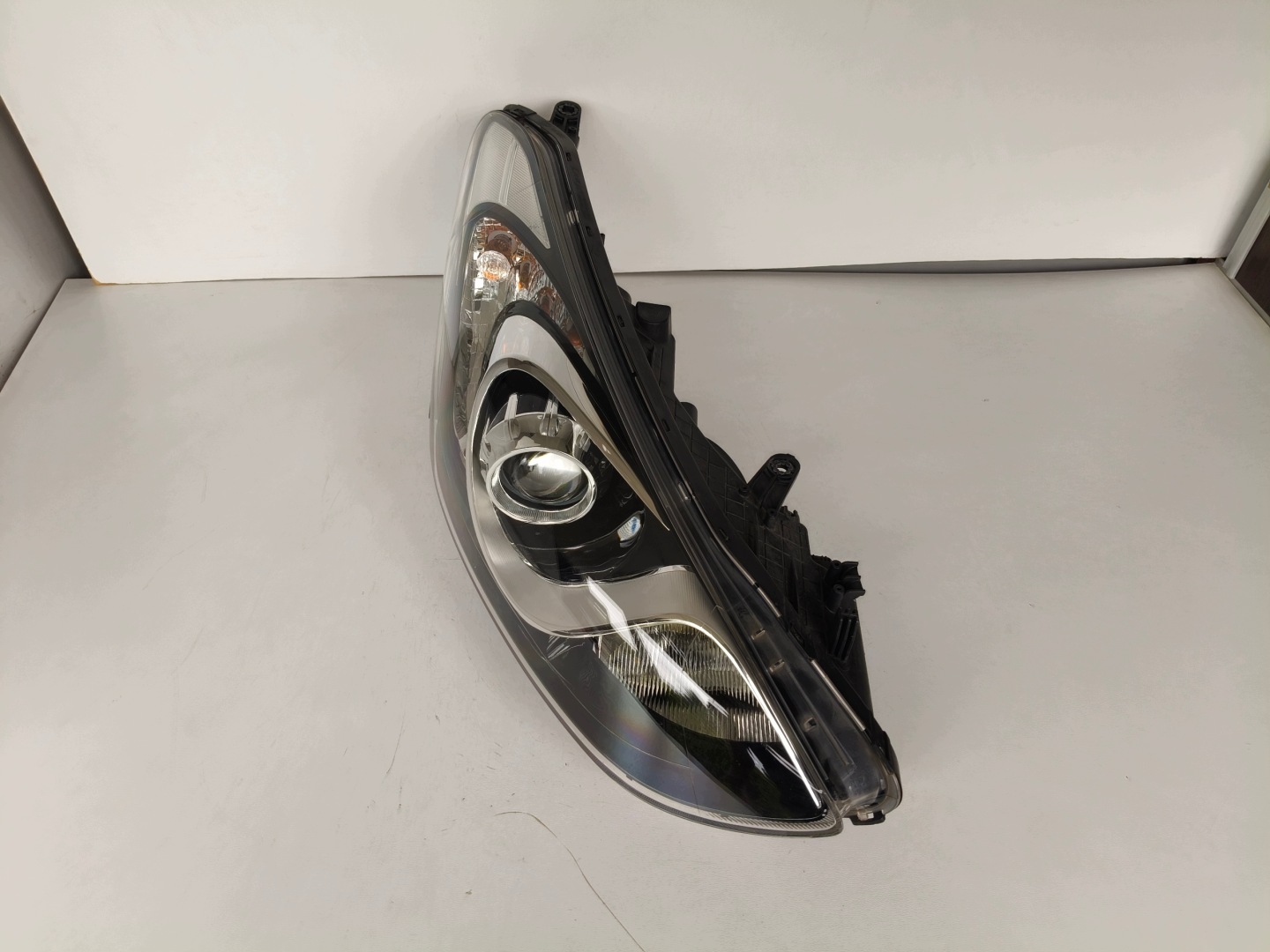 light right REFLEKTOR HYUNDAI I30 II 12