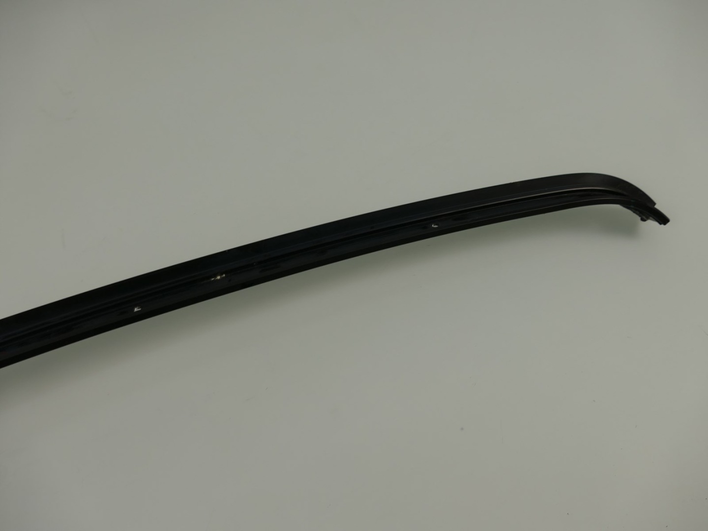 MERCEDES A209 W209 CABRIO moulding windows central