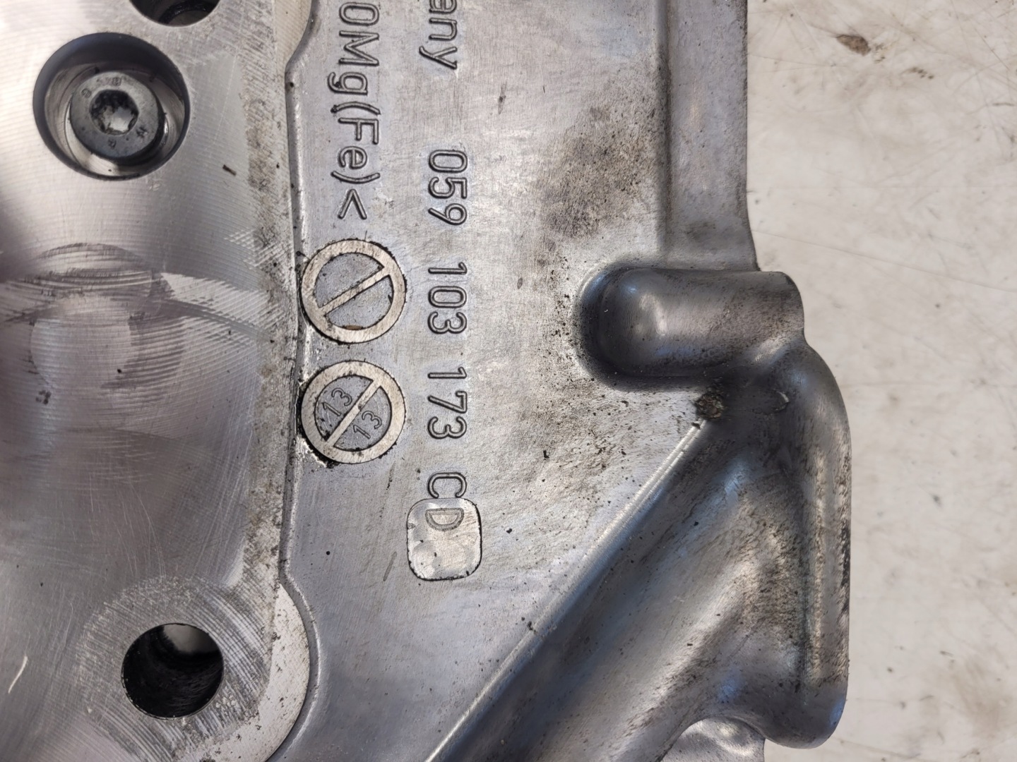 gearbox cover AUDI A4 A5 A6 C7 A7 059103173CD
