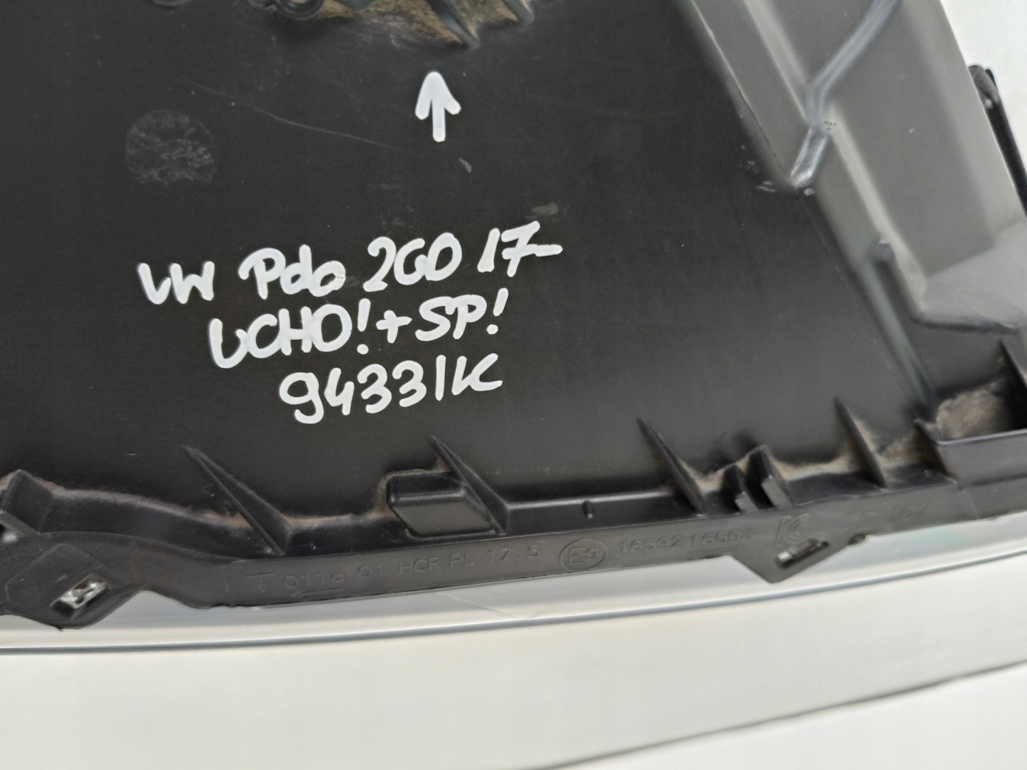 light right REFLEKTOR VW POLO 2G 2G0 17