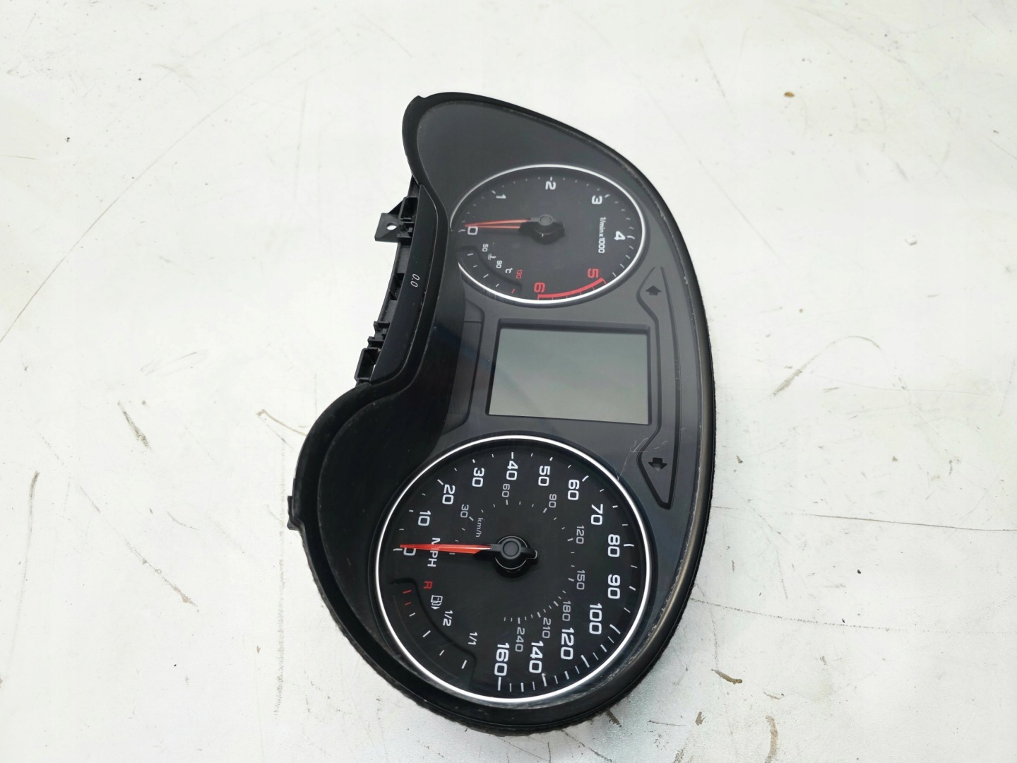 dials dials display AUDI A3 8V 2.0 TDI 8V0920960E UK