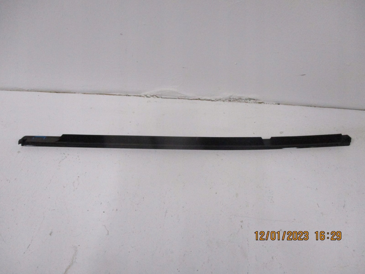 moulding dust MERCEDES 247 A2477357200