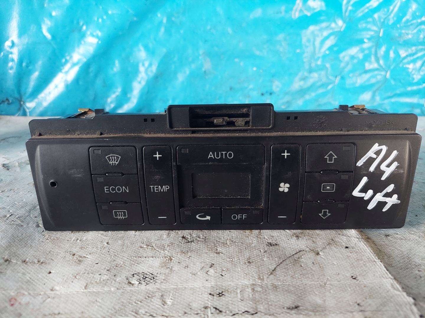 PANEL KLIMY A4 B5 LIFT 8D0820043M