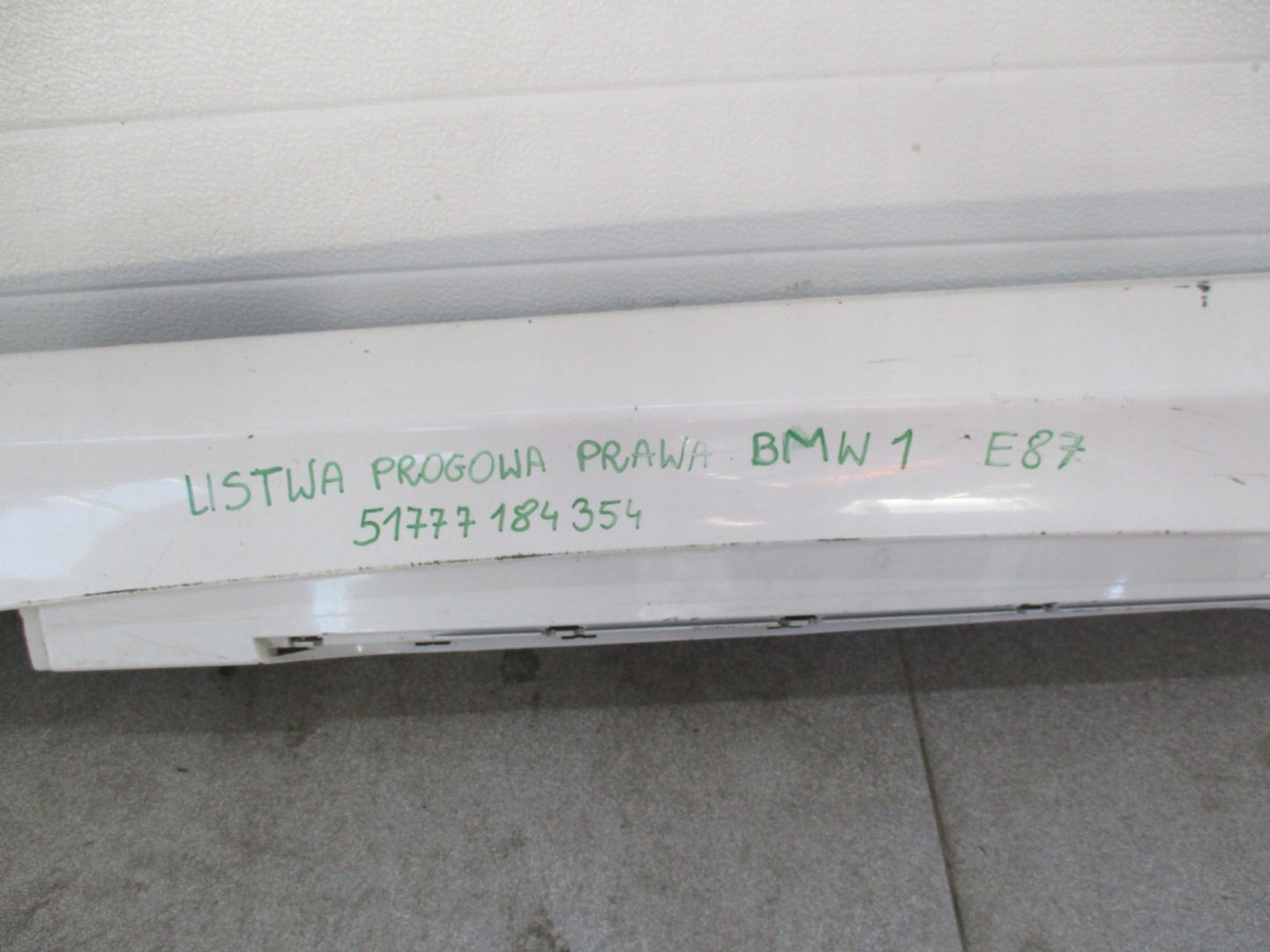 moulding threshold right BMW 1 E87 51777184354