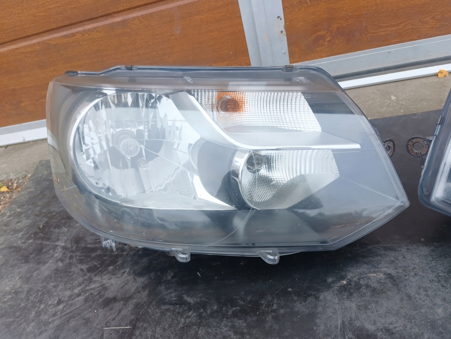 VW T5 LIFT lights front