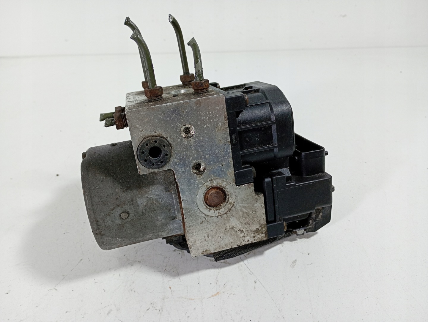 TOYOTA Corolla E12 01-07 Pompa ABS OE 0273004571