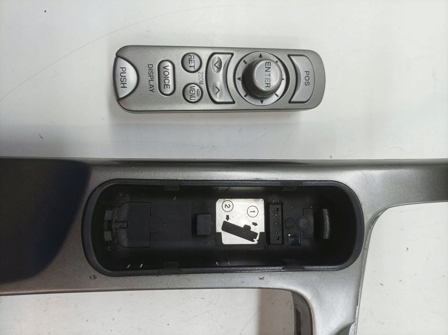 cover frame TUNELU PILOT navigation devices GG NTR1160-010010 HM2018138 Mazda 6