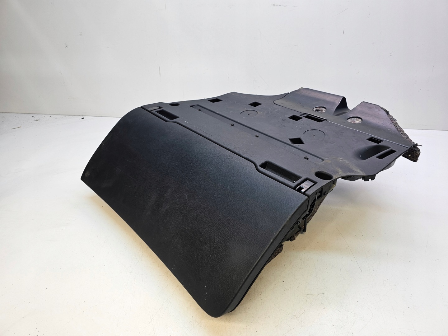Handschuhfach des Beifahrers AUDI A6 C6 4F1857035CH 6PS