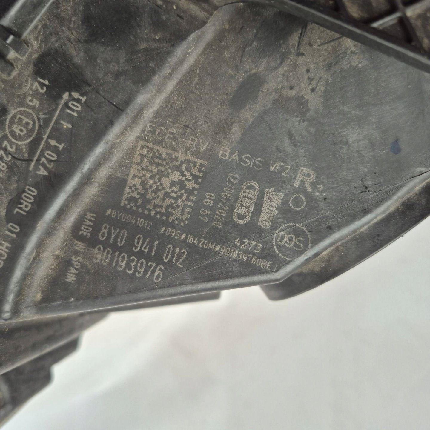 AUDI A3 8Y 20- light right front front FULL LED 8Y0941012