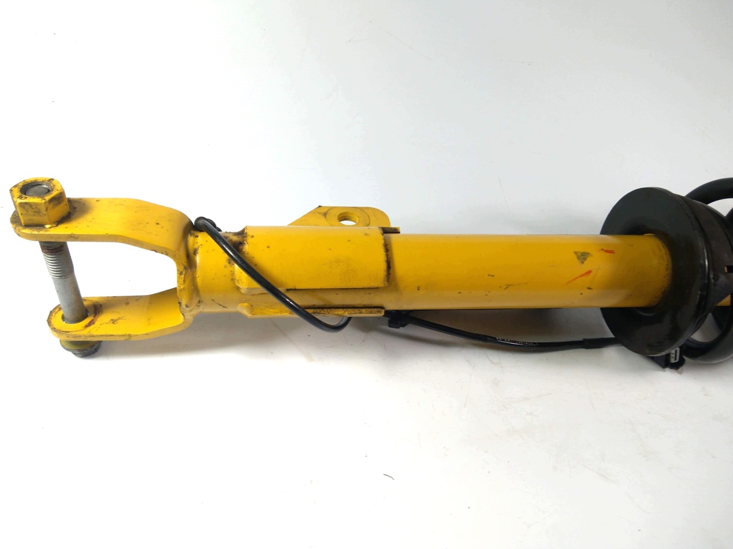 Dodge Charger 6.4 shock absorber left front front 2020-23
