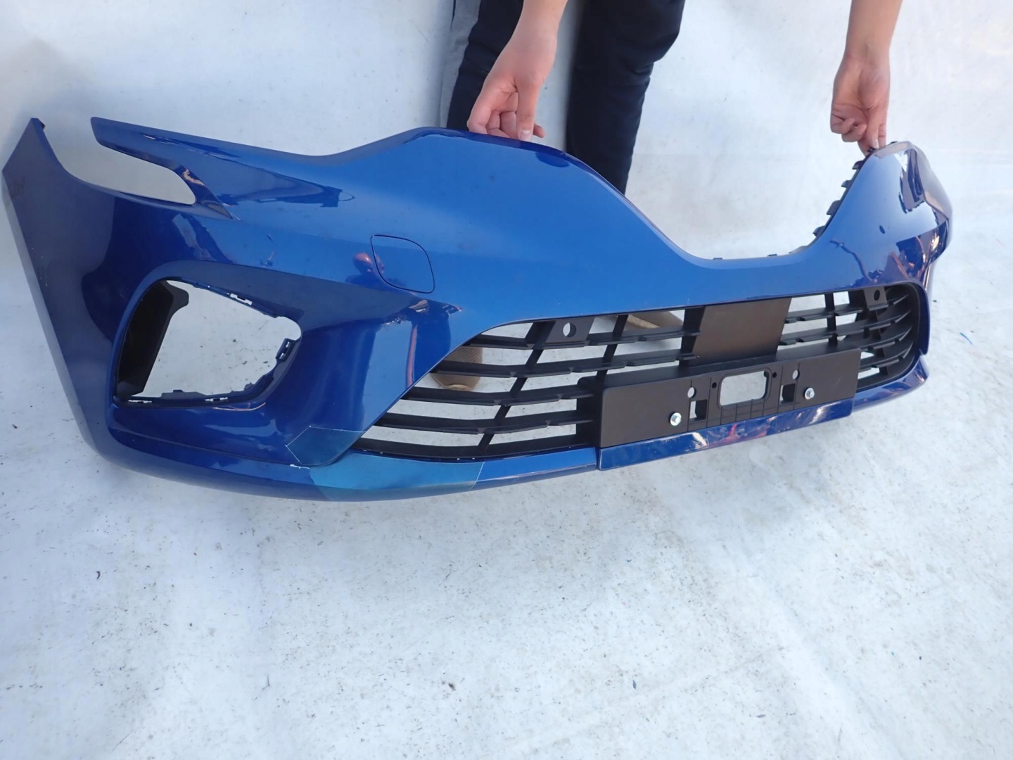 RENAULT CLIO V 5 19-23 bumper front front PDC