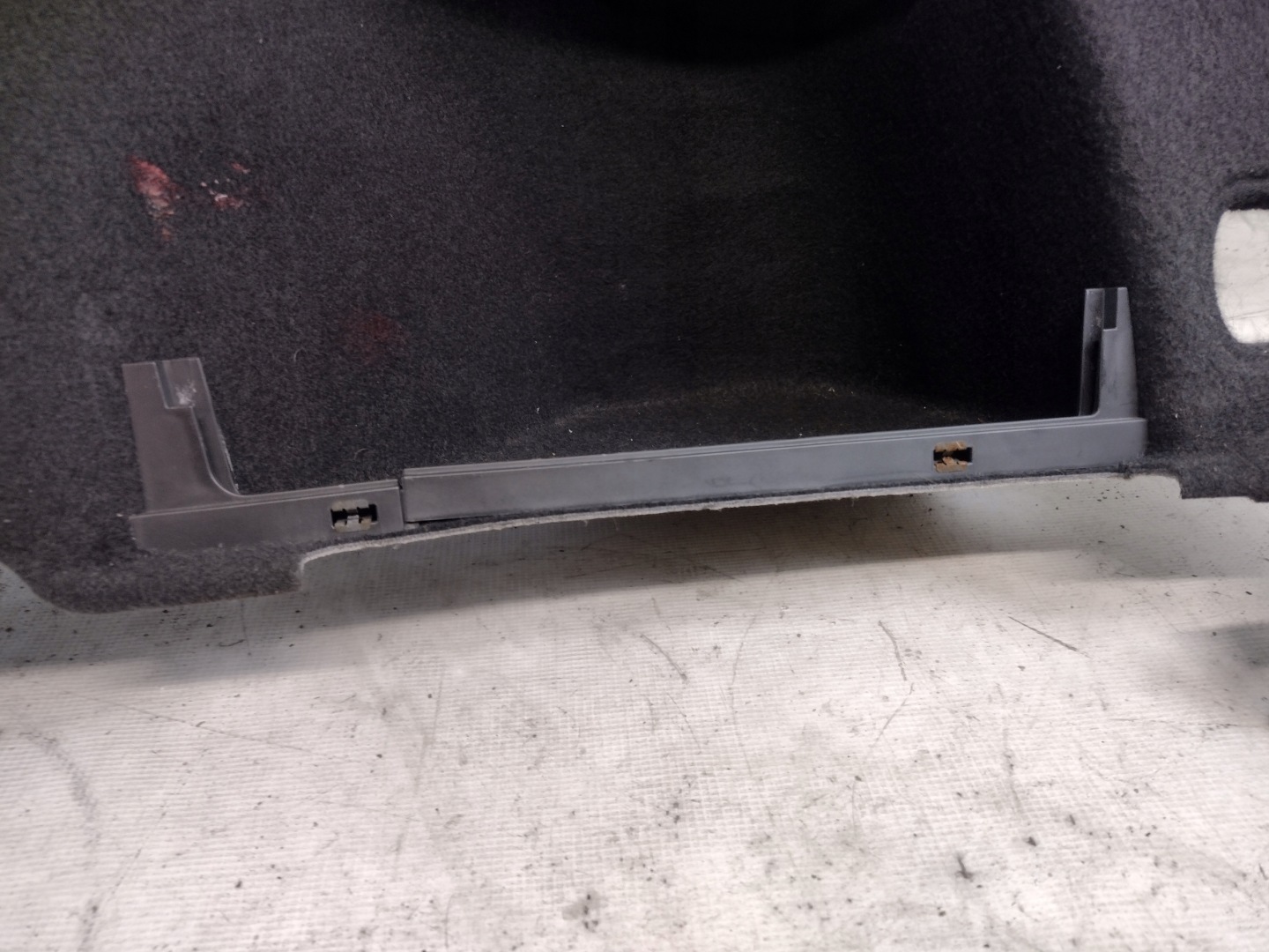 boot upholstery right Volkswagen Passat B8 kombi 3G9867428