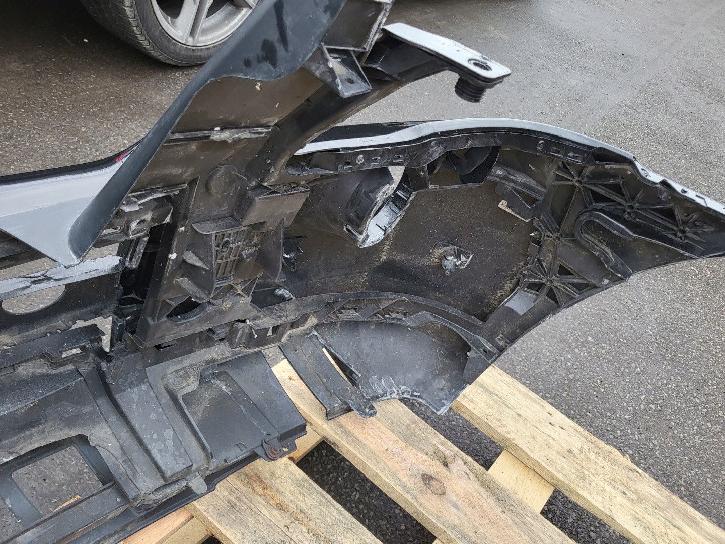 front bumper console RAMA front MERCEDES ML W164 LIFT AMG black C197