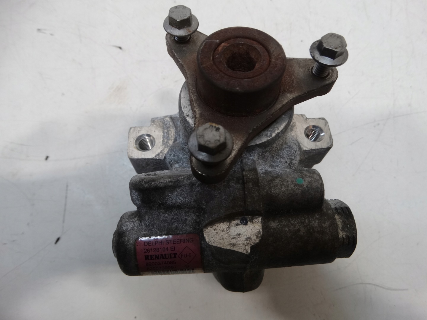 servo pump RENAULT 2.0 DCI 8200374085