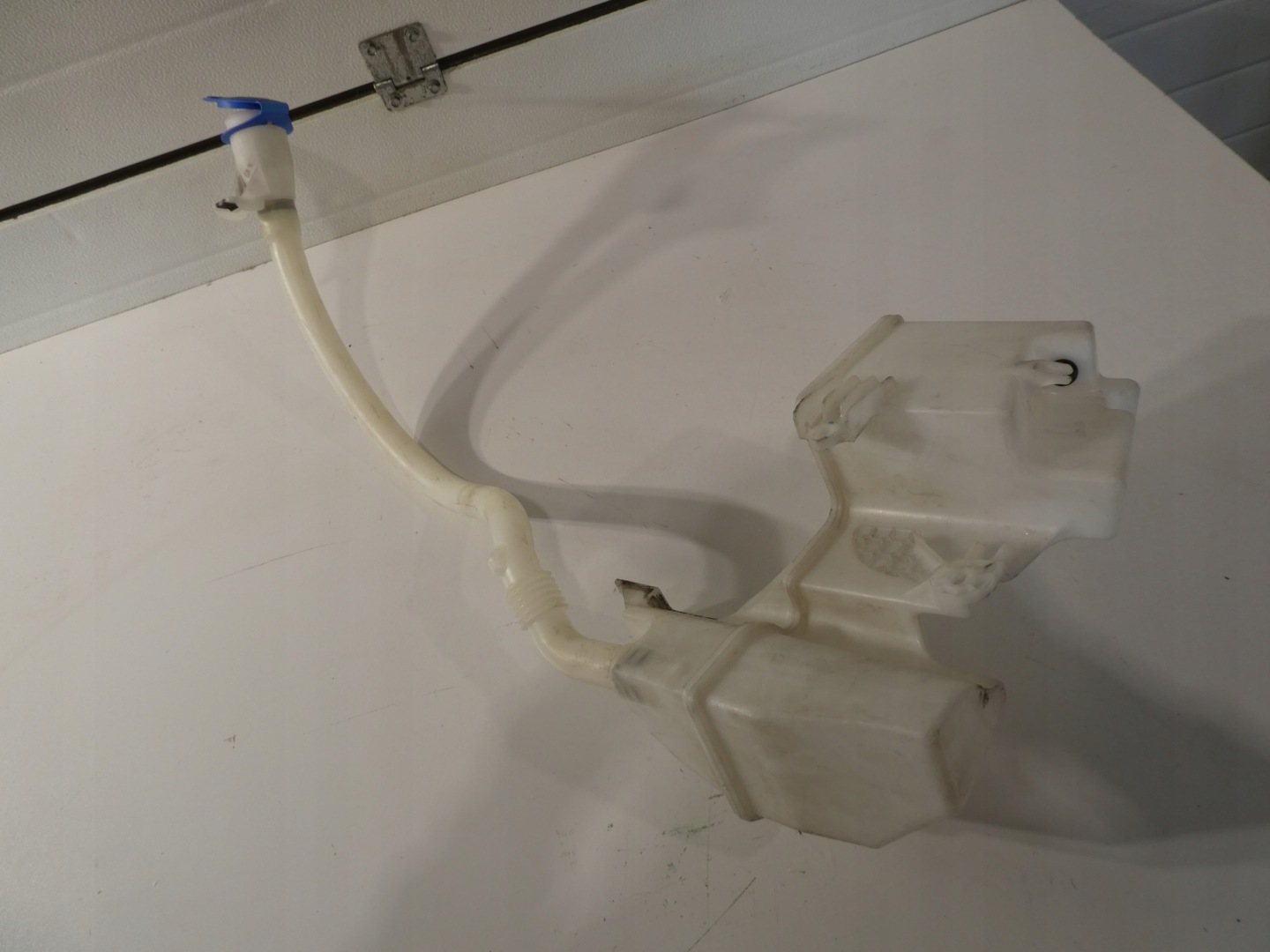 washer fluid tank VW T5 7H0955453K