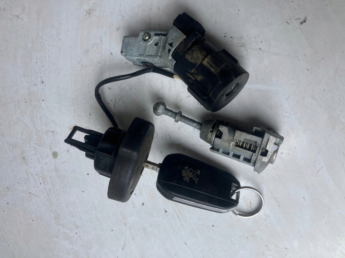 Allumage Insert WLEWKA Clé PEUGEOT 308 T9