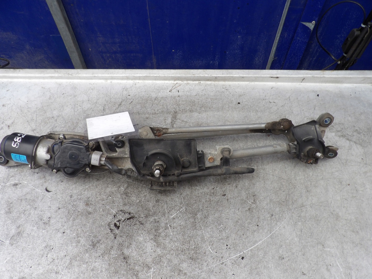 Mazda 2 MK3 wiper mechanism front
