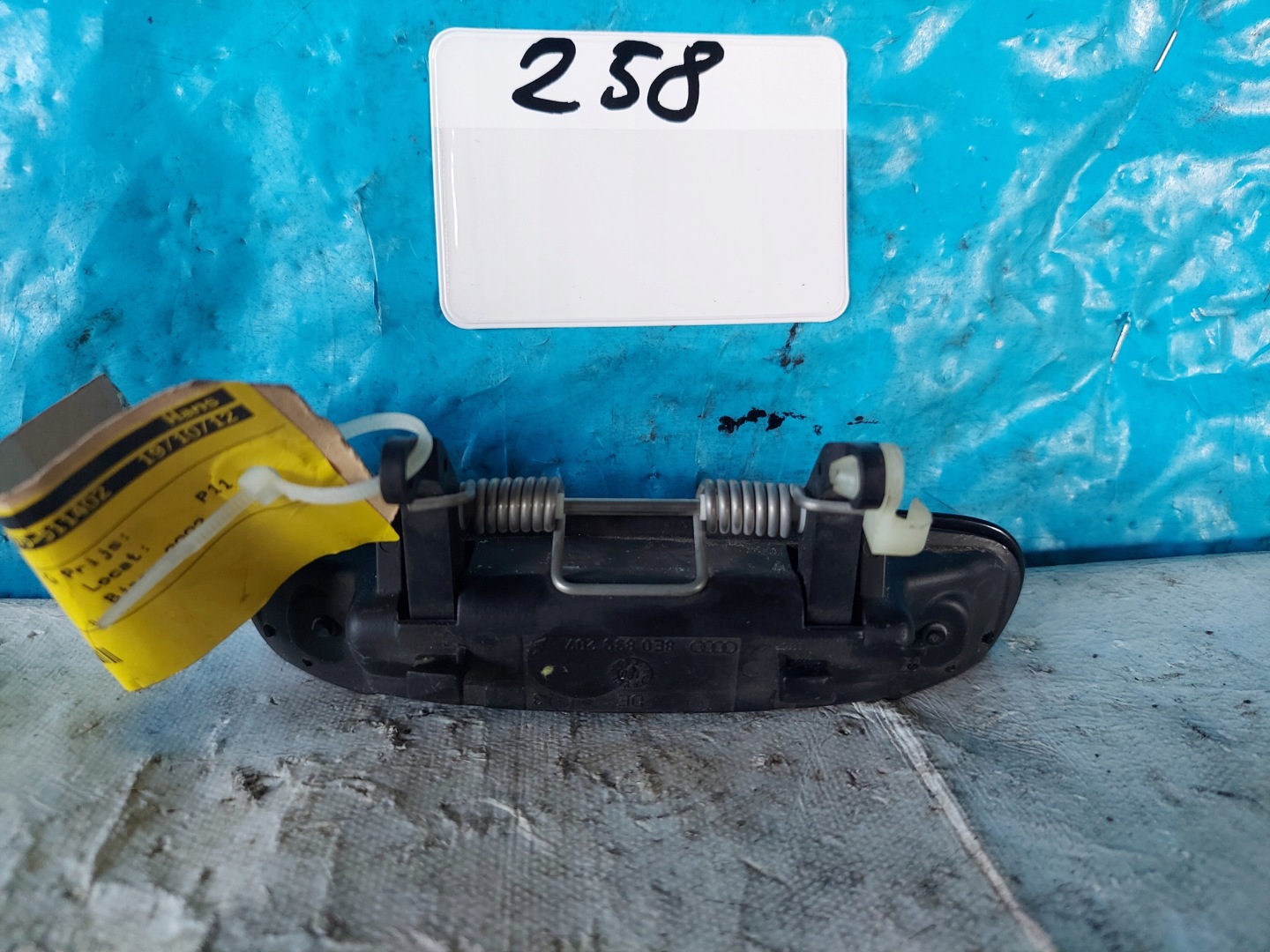 handle right front A4 B6