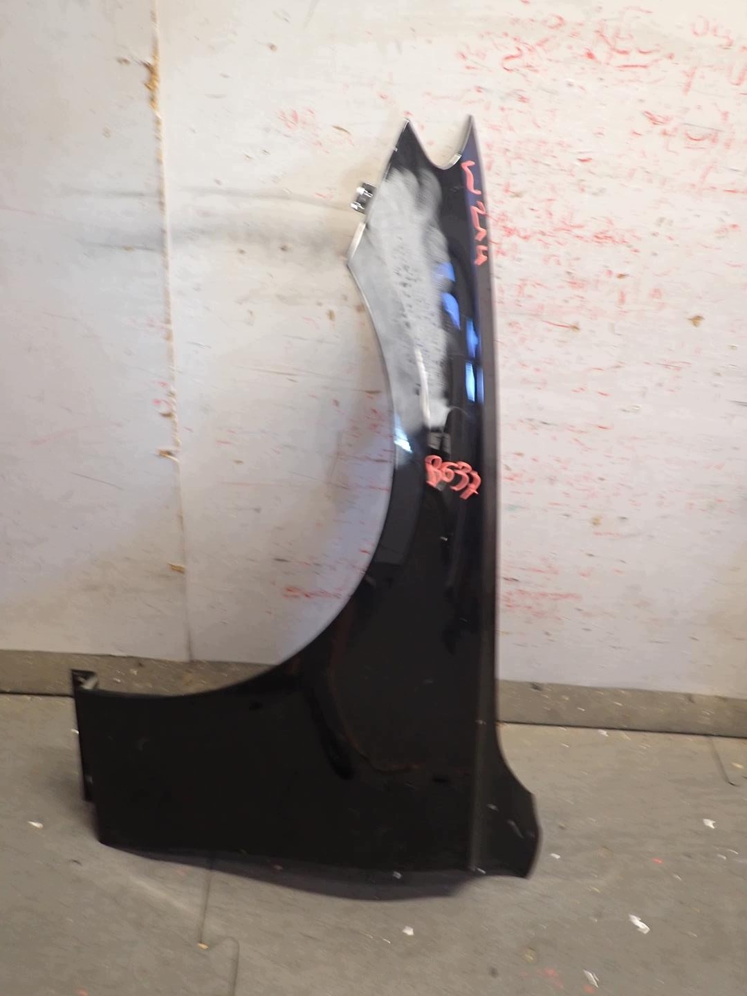 fender front front left MERCEDES E-KLASA W214 2023