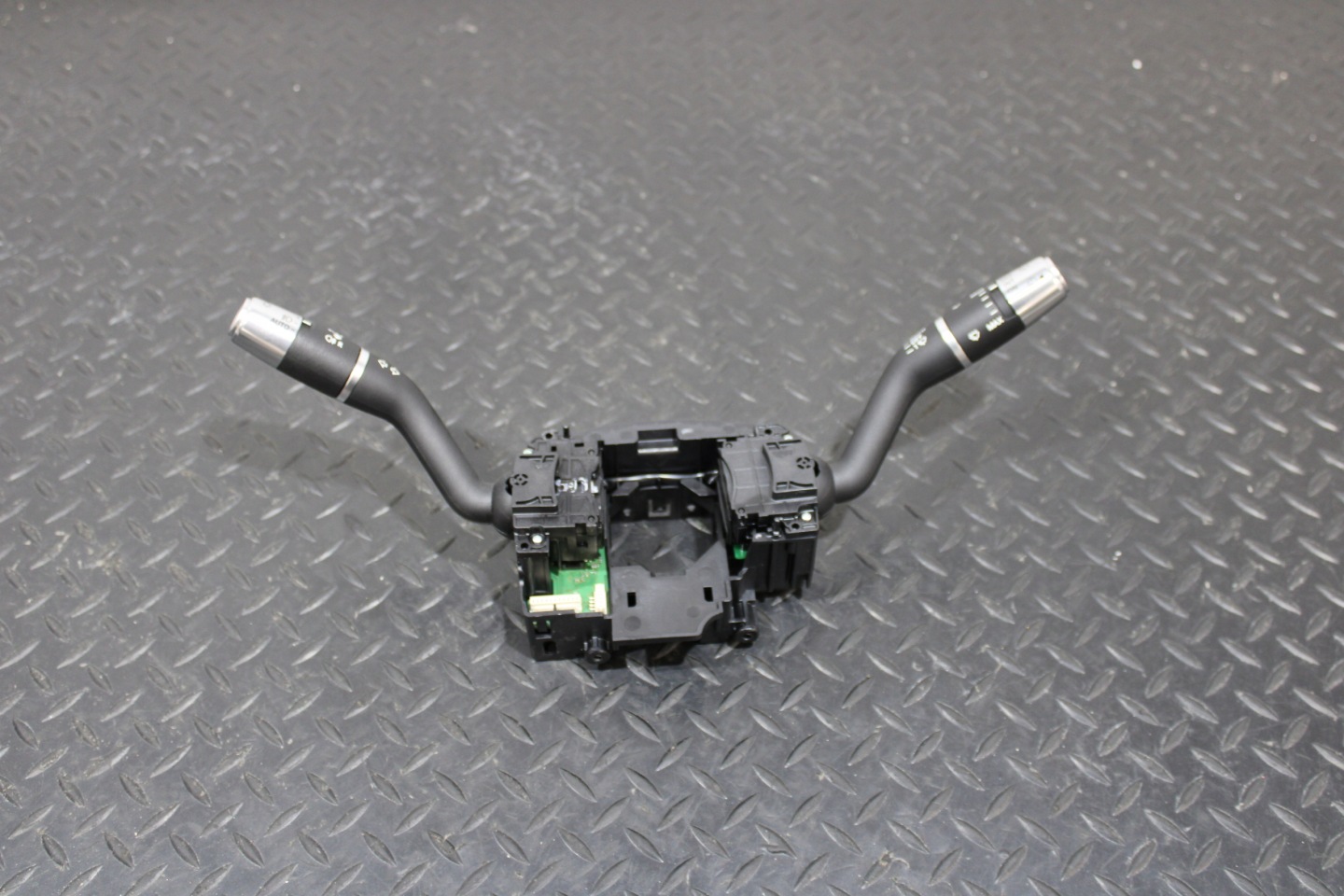 DEVIO LUCI DEVIO tergicristalli indicatori di direzione JAGUAR E-PACE X540 LIFT M8B2-13N064-AA