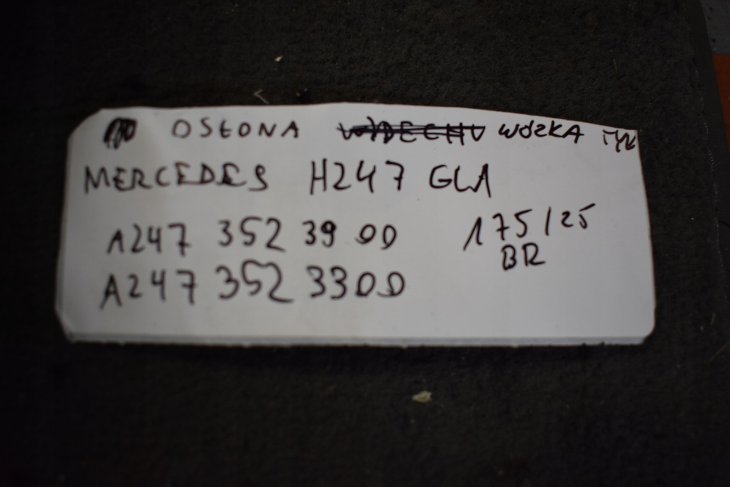 IDEALNA fedél WOZKA far hátso MERCEDES GLA H247 1