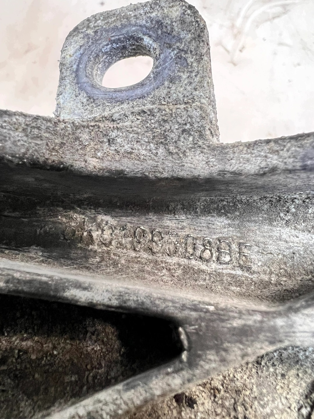 engine mount right AUDI A4 B8 A5 Q5 8K0199308EE 1/26
