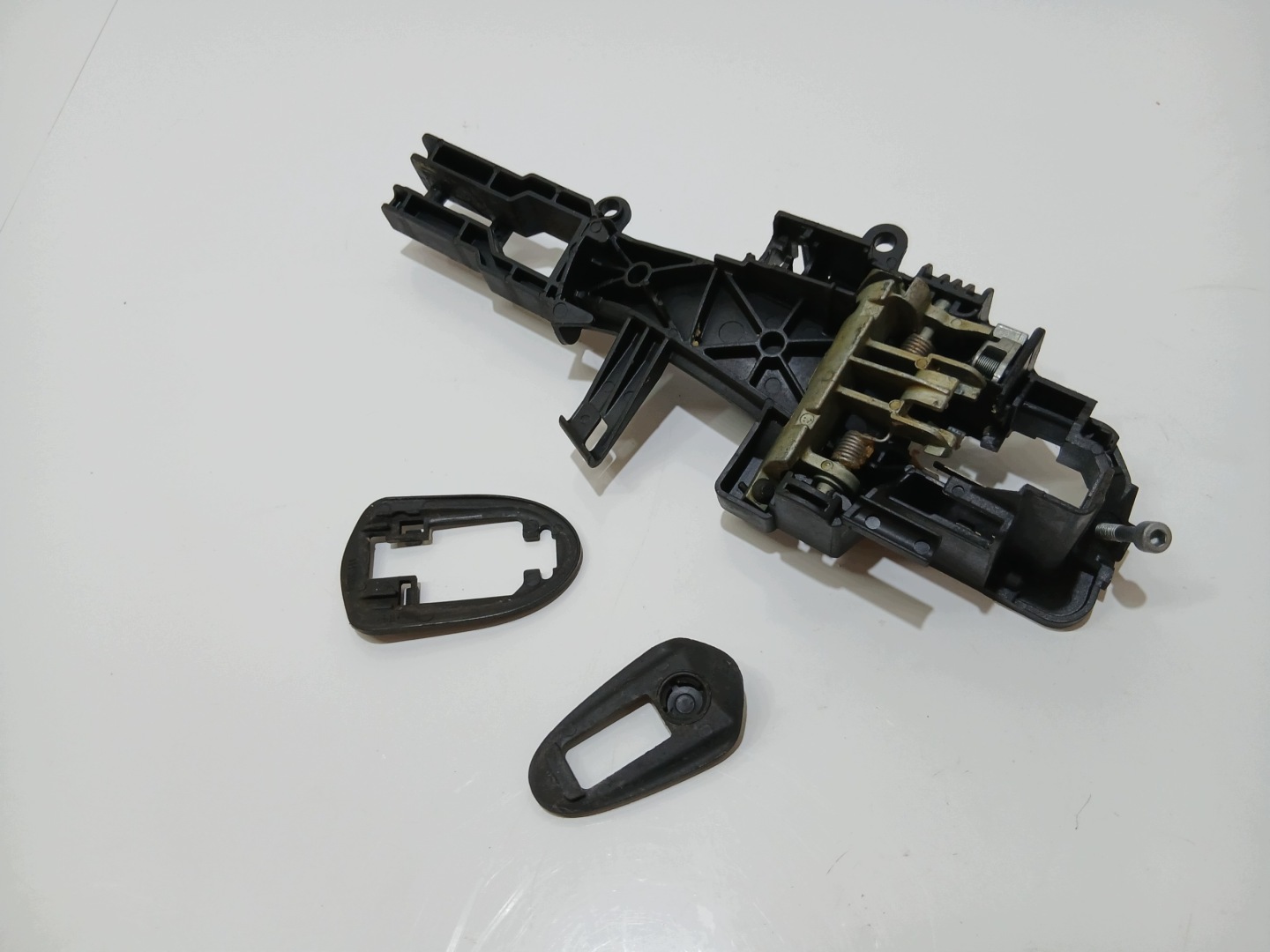 handle door left rear BMW E87 300