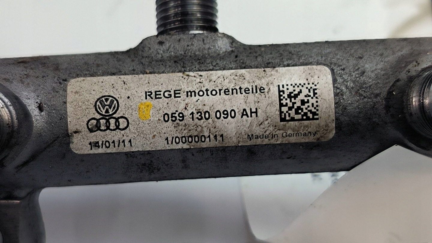 Kraftstoffverteiler Einspritzleiste 059130090AH AUDI A5 und 8T