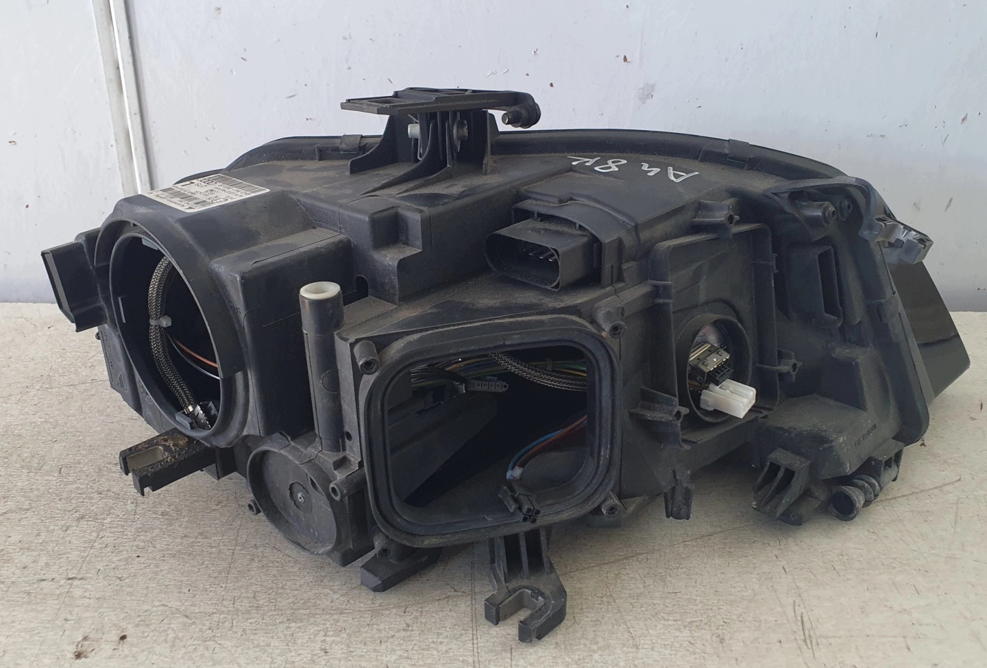 AUDI A4 B8 8K 08-12 REFLEKTOR light left BIXENON LED positioning 8K0941003S