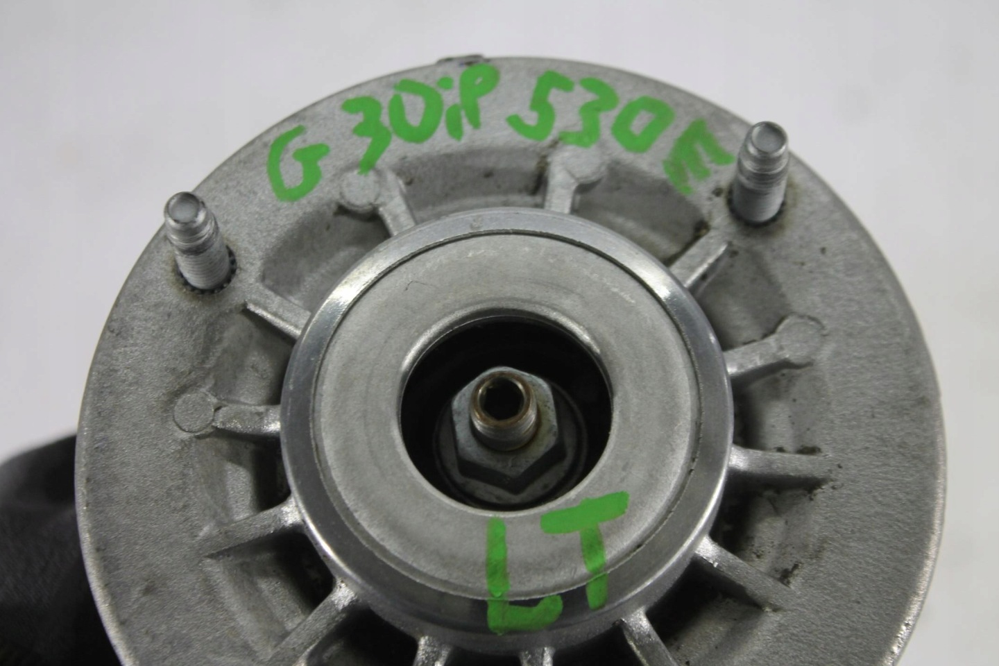 Stoßdämpfer heck 6866620 BMW G30 G31 530e 17