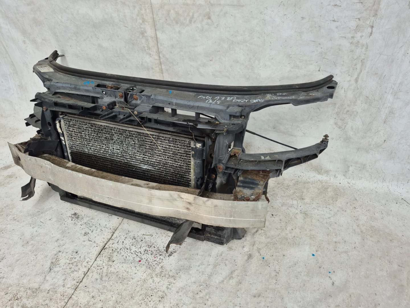 AUDI A3 8P LIFT 1.6 B 05-08 front body wall front pillar iron