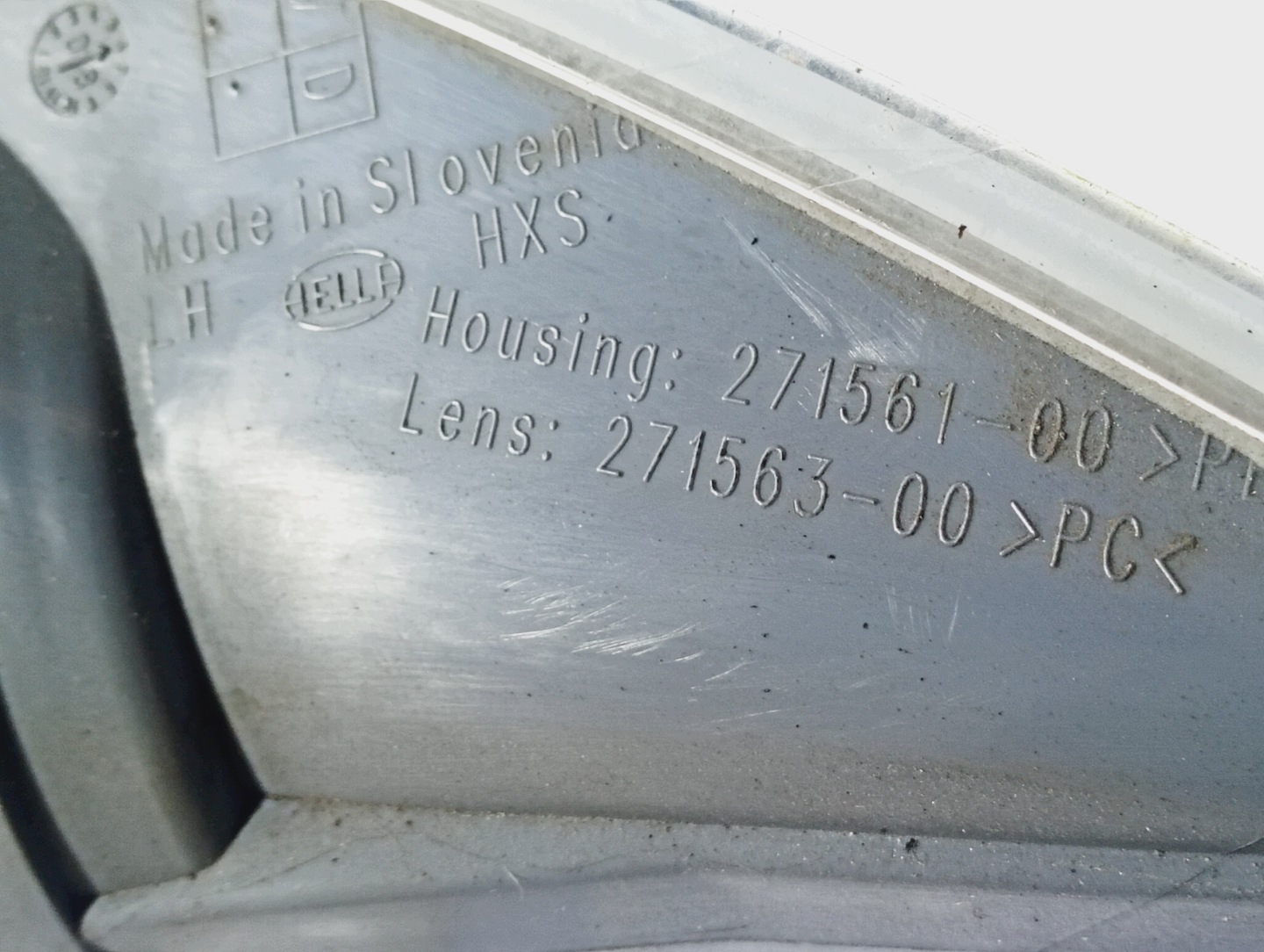 Nebelscheinwerfer links OE 27156100 Citroen C5 II 2 01-07