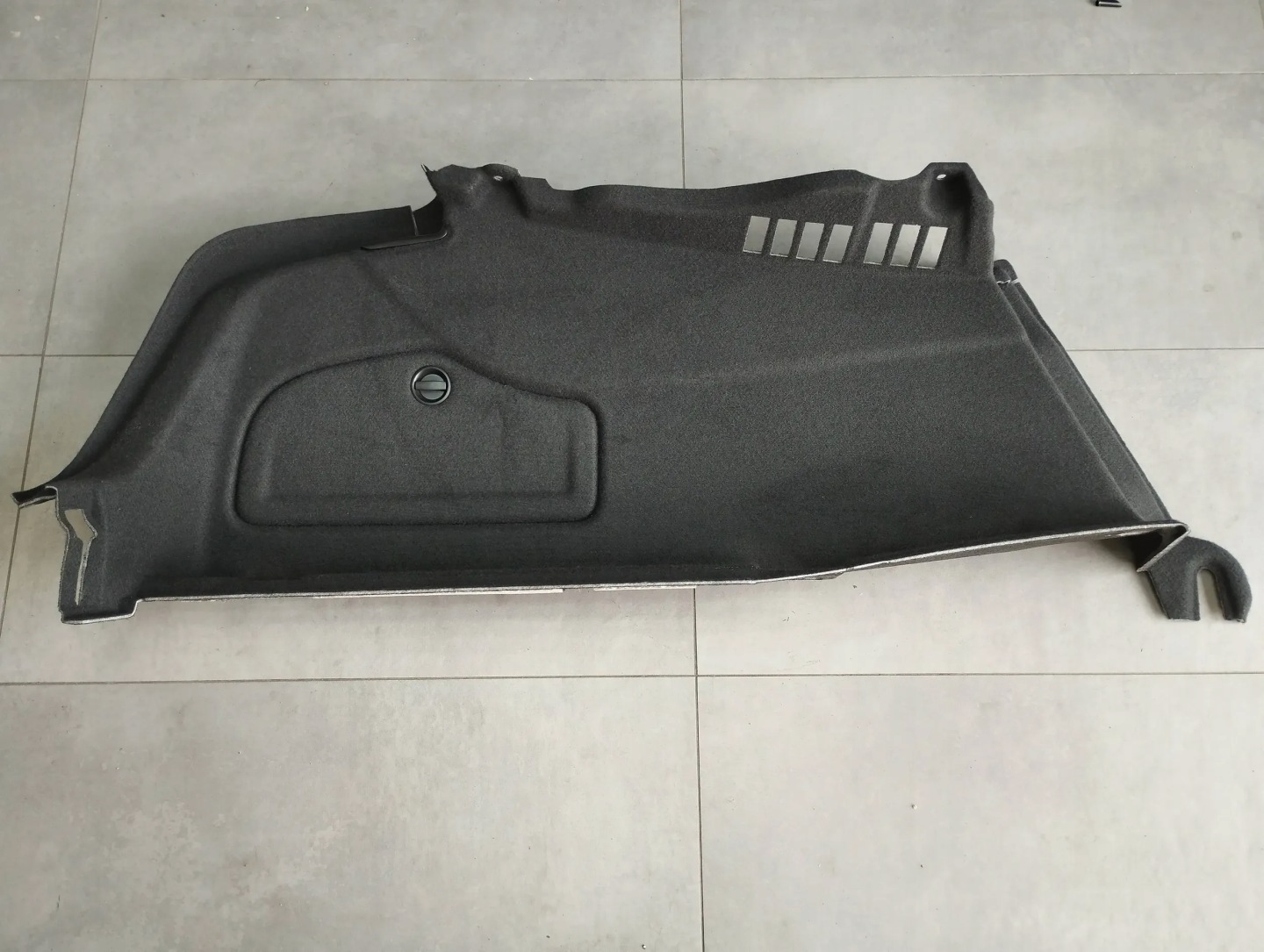 Audi A6 C7 4G sedan boot upholstery left 4G5863887D