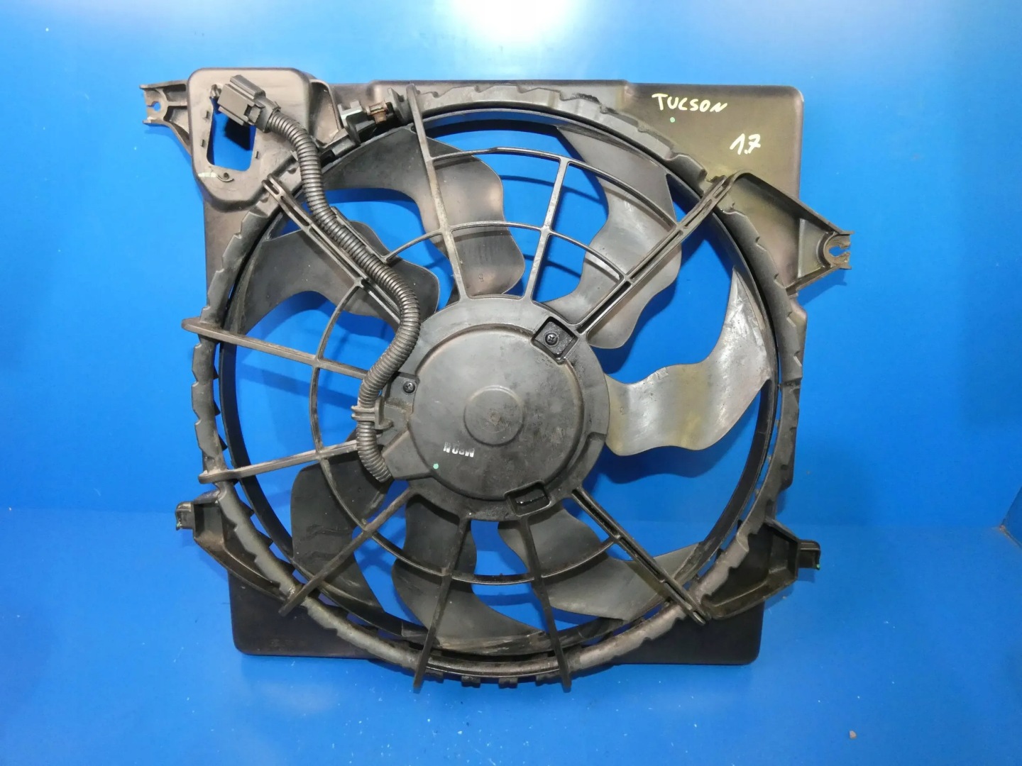 HYUNDAI TUCSON III ventilátor chladiče