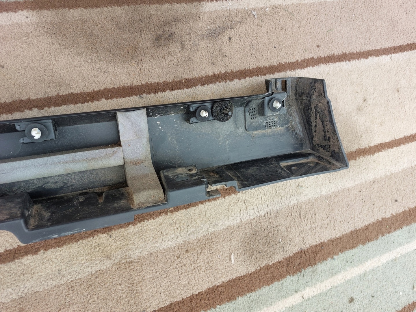 moulding threshold right Land Range Rover Velar L560 19r