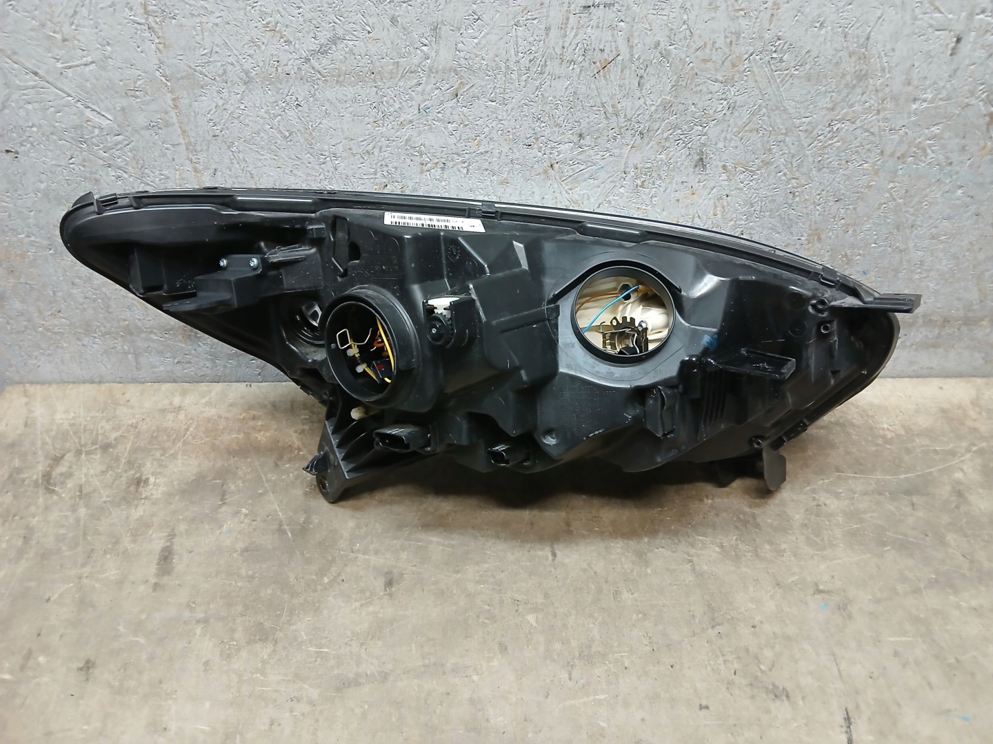light front left RENAULT CAPTUR and 1 lens 260603859R